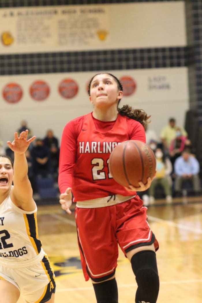 harlingen-laredo-alexander-girls-basketball-playoffs00021